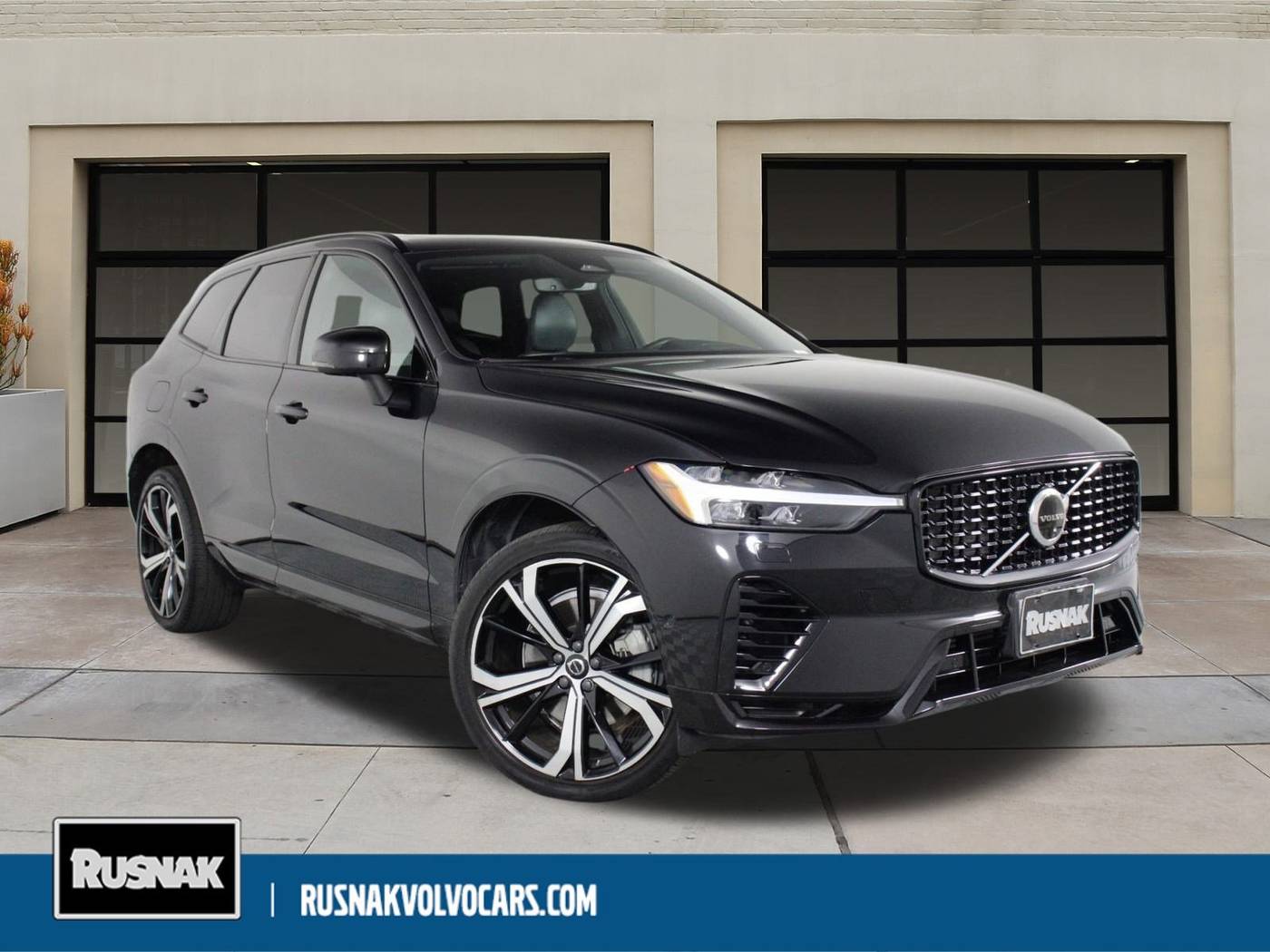 2022 Volvo XC60 Recharge R-Design — SUV — 17,389 mi — Pasadena, CA