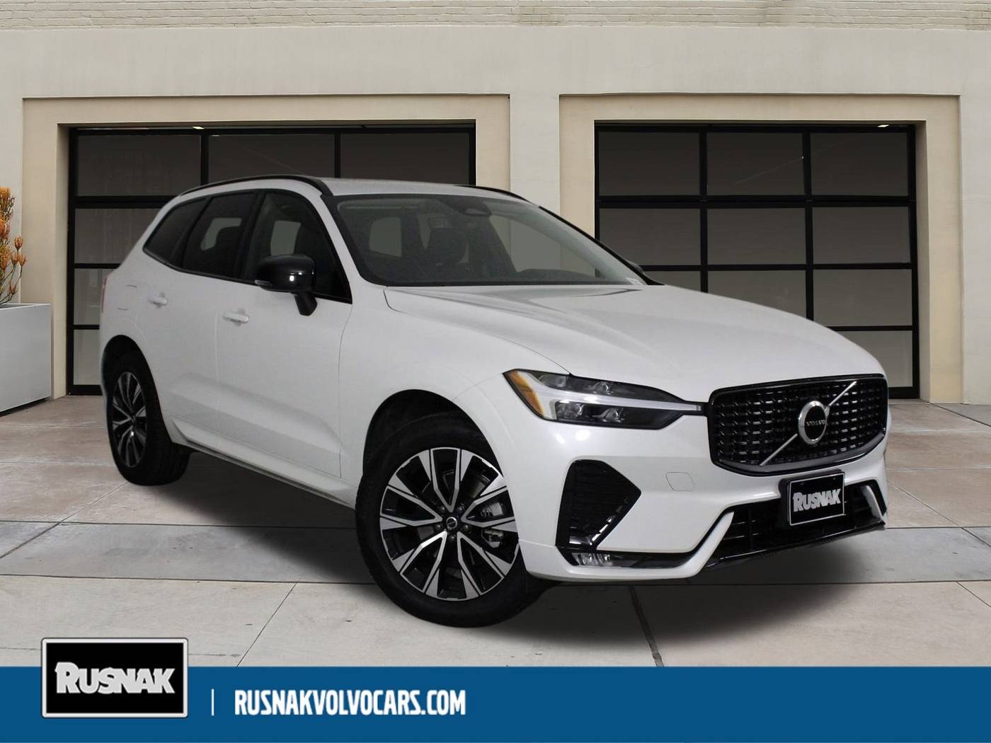 2025 Volvo XC60 Core — SUV — 5,059 mi — Pasadena, CA