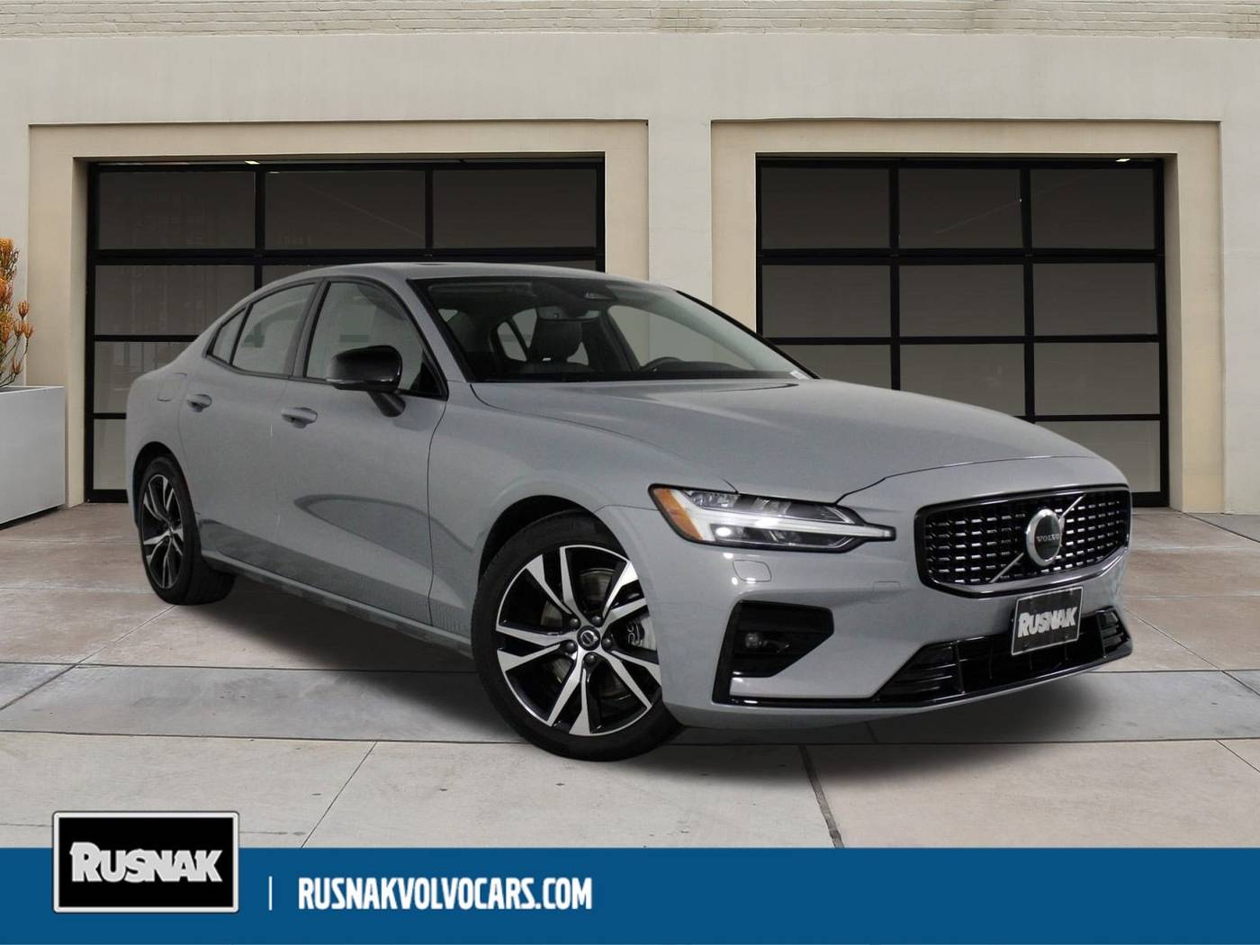 2025 Volvo S60 Core — Sedan — 15,049 mi — Pasadena, CA
