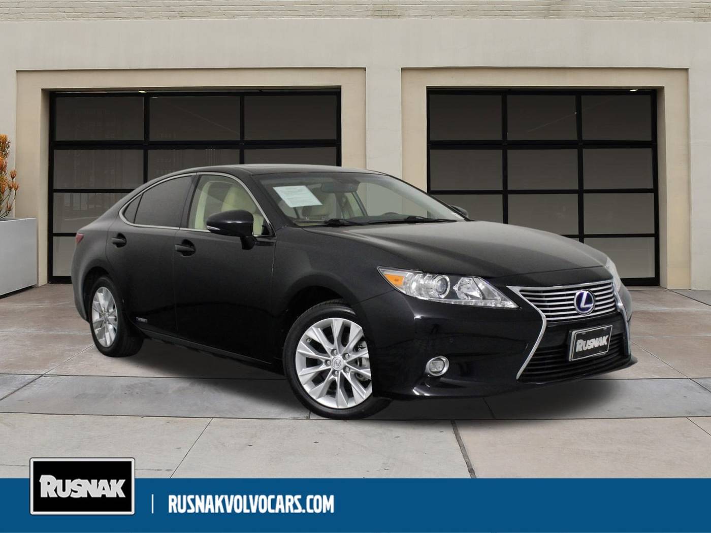 2014 Lexus ES ES 300h — Sedan — 123,773 mi — Pasadena, CA