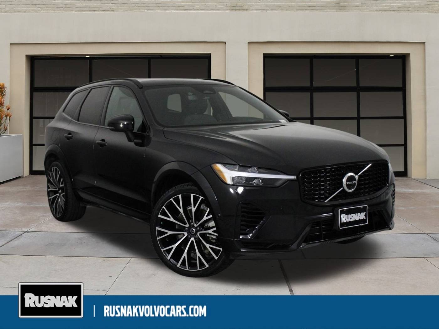 2022 Volvo XC60 Recharge R-Design — SUV — 27,565 mi — Pasadena, CA