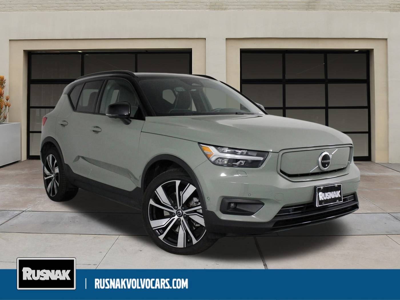 2022 Volvo XC40 Recharge Plus — SUV — 7,092 mi — Pasadena, CA