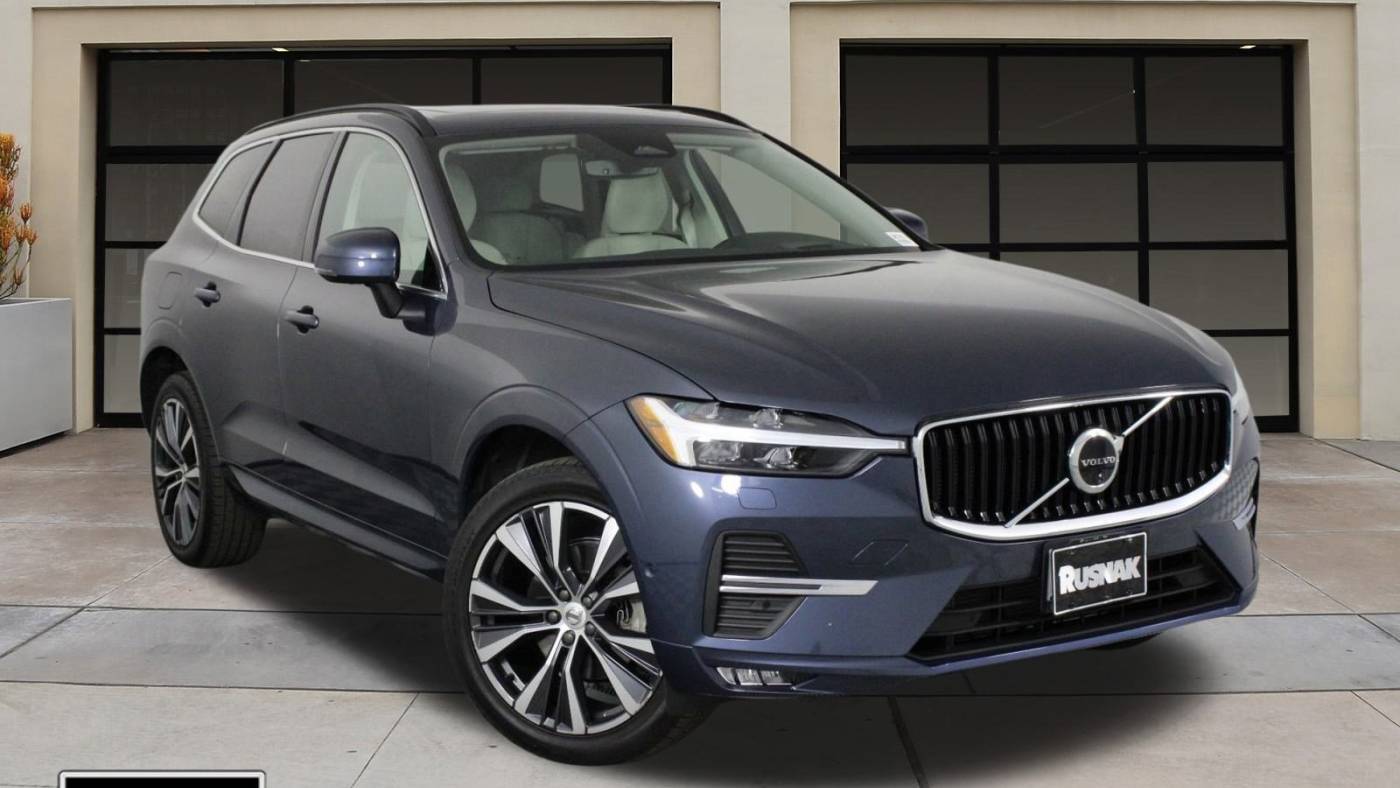 2022 Volvo XC60 Momentum — SUV — 9,398 mi — Pasadena, CA