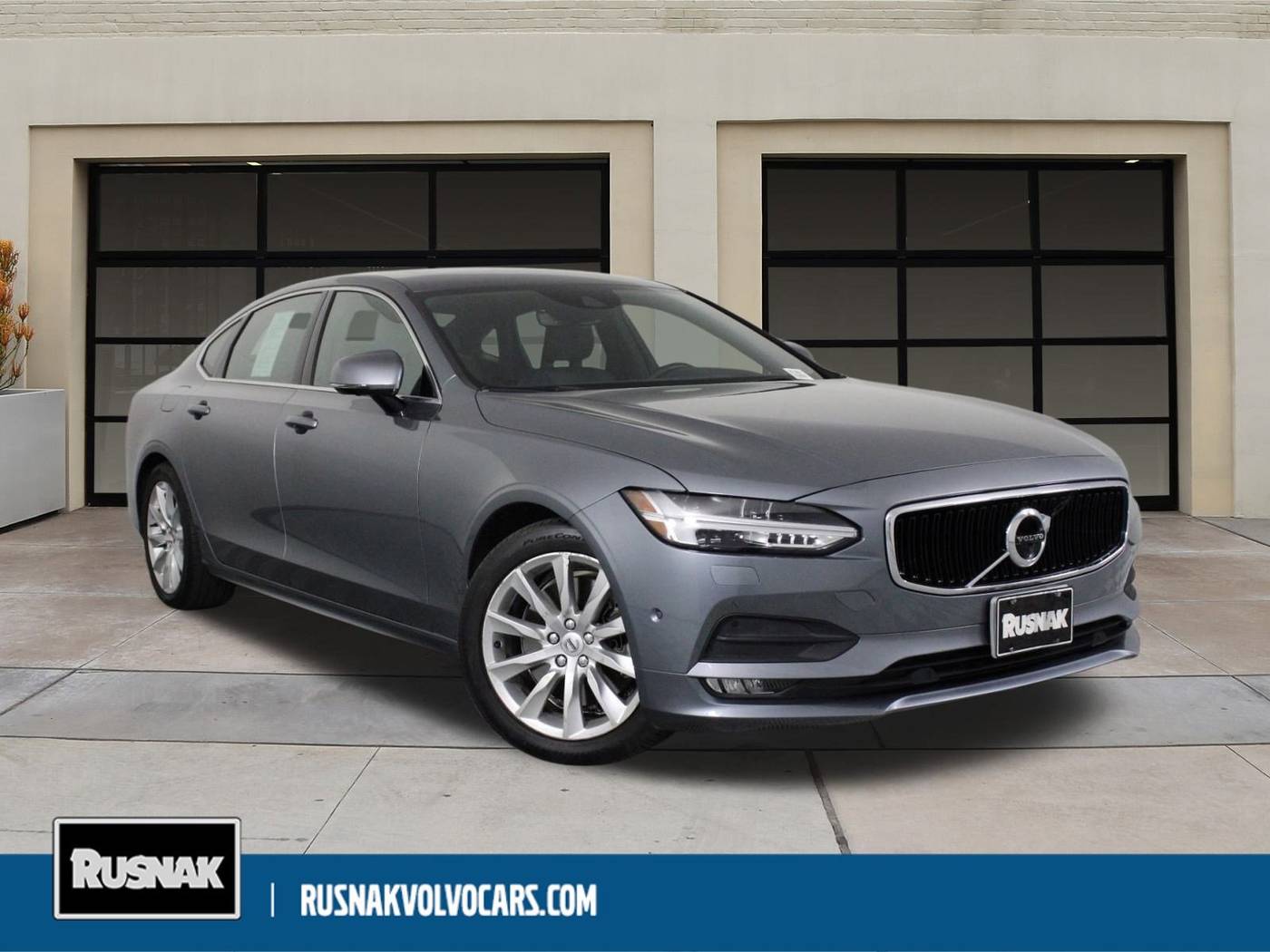 2019 Volvo S90 Momentum — Sedan — 43,056 mi — Pasadena, CA