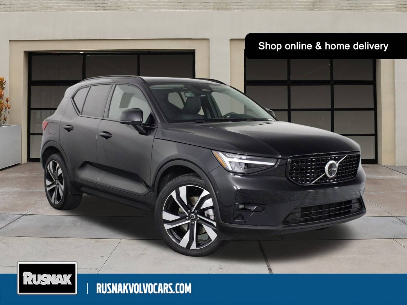 2025 Volvo XC40 Plus — SUV — 16,602 mi — Pasadena, CA