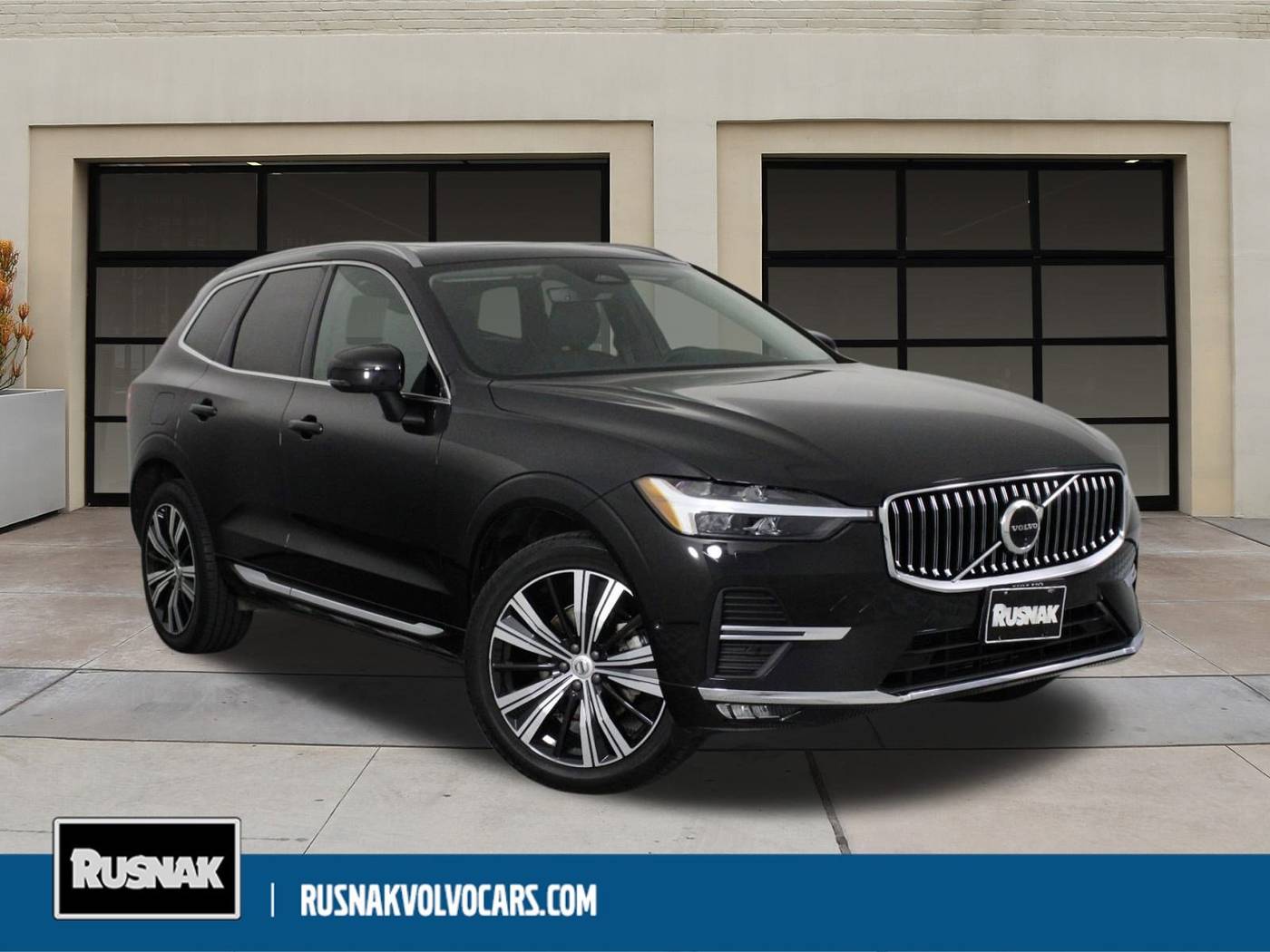 2023 Volvo XC60 Plus — SUV — 17,103 mi — Pasadena, CA