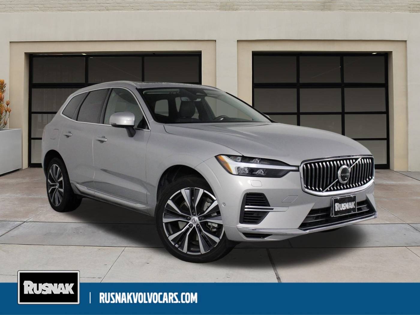 2022 Volvo XC60 Recharge Inscription Expression — SUV — 33,661 mi — Pasadena, CA