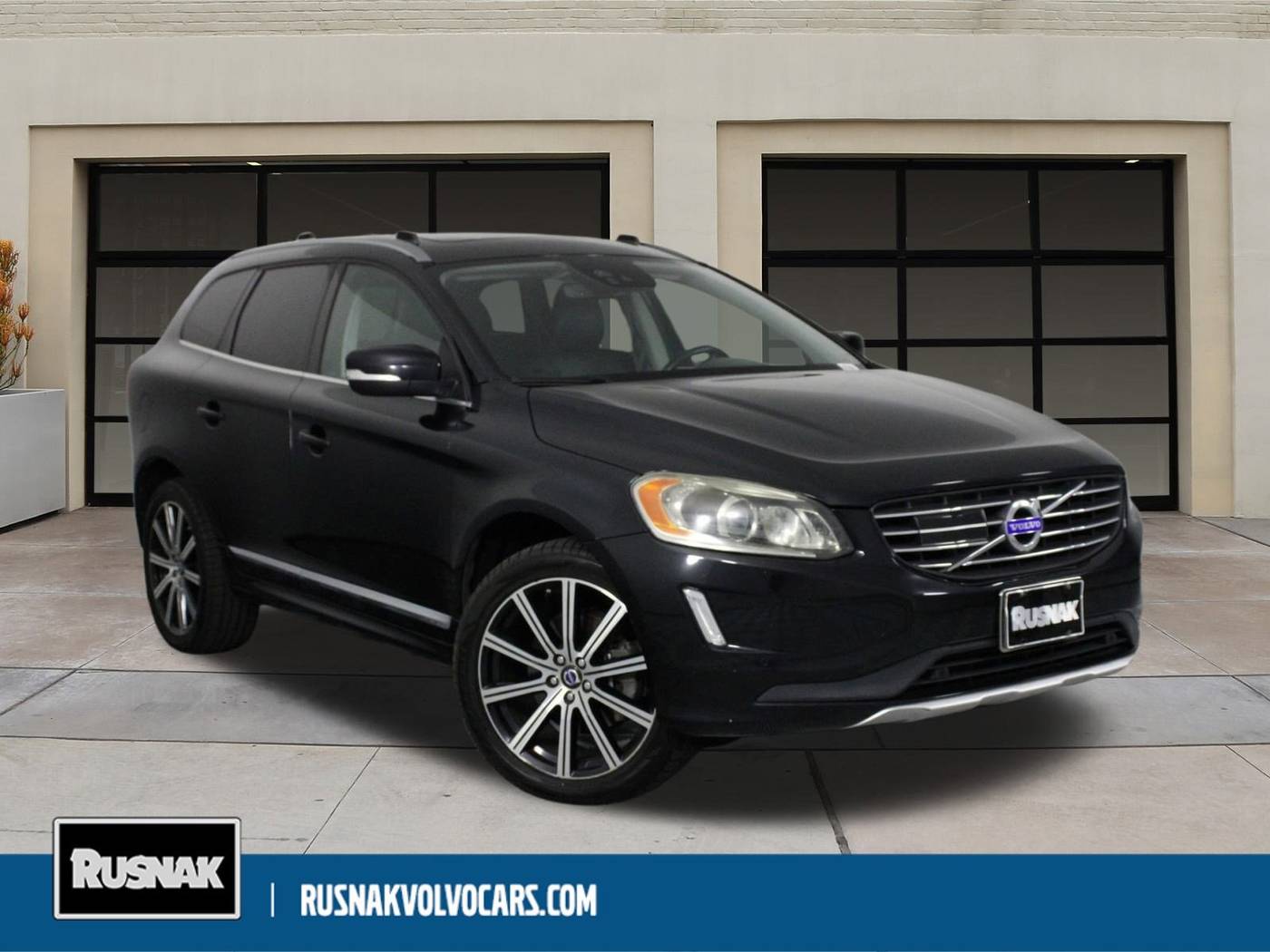 2015 Volvo XC60 T5 Drive-E Platinum — SUV — 123,135 mi — Pasadena, CA