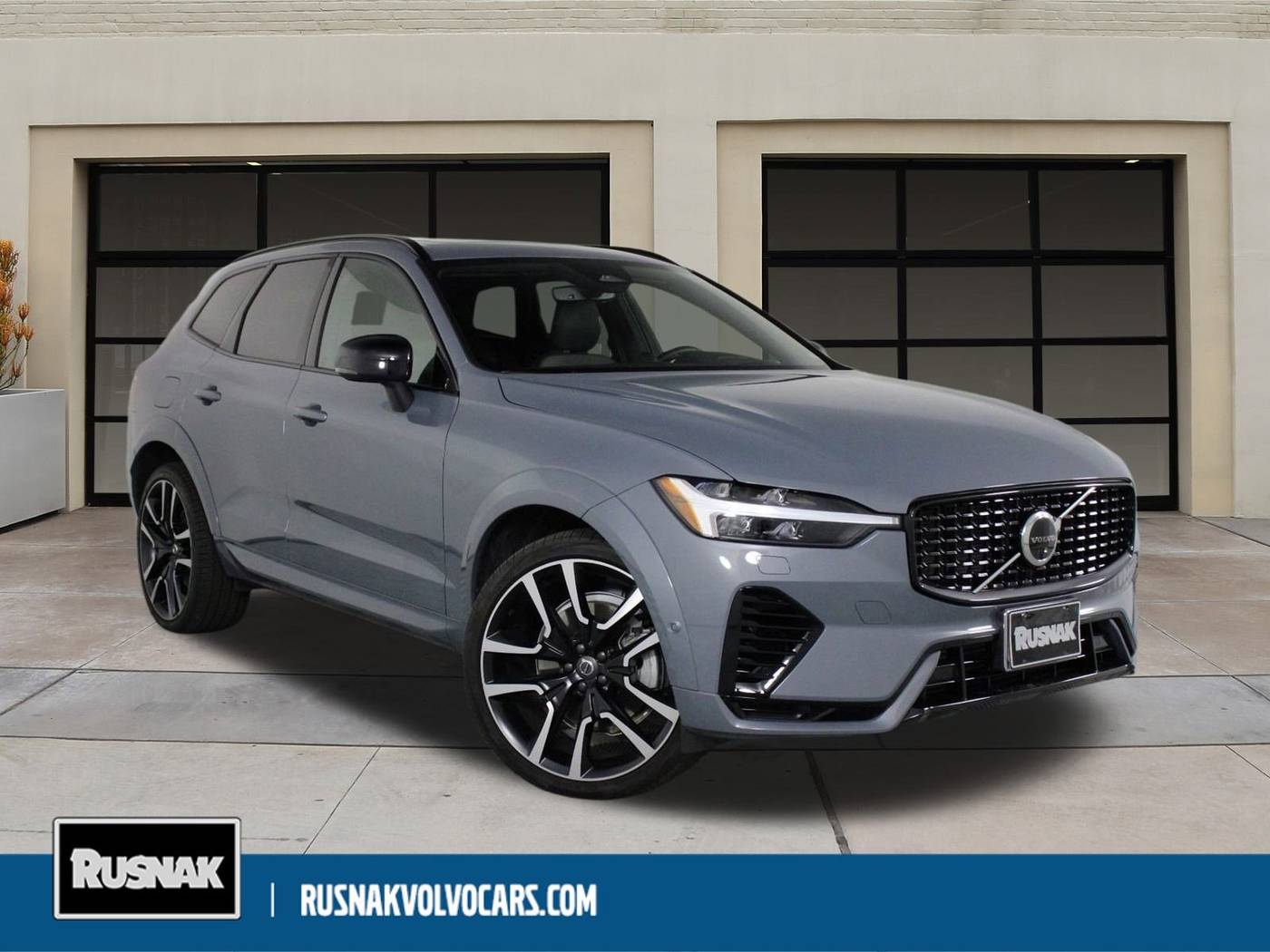 2023 Volvo XC60 Recharge Ultimate — SUV — 11,537 mi — Pasadena, CA