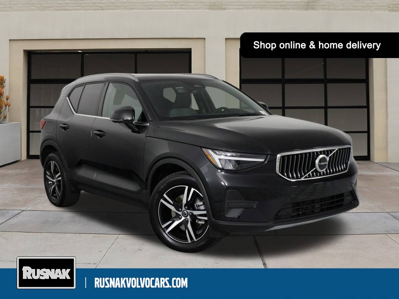 2025 Volvo XC40 Core — SUV — 14,369 mi — Pasadena, CA