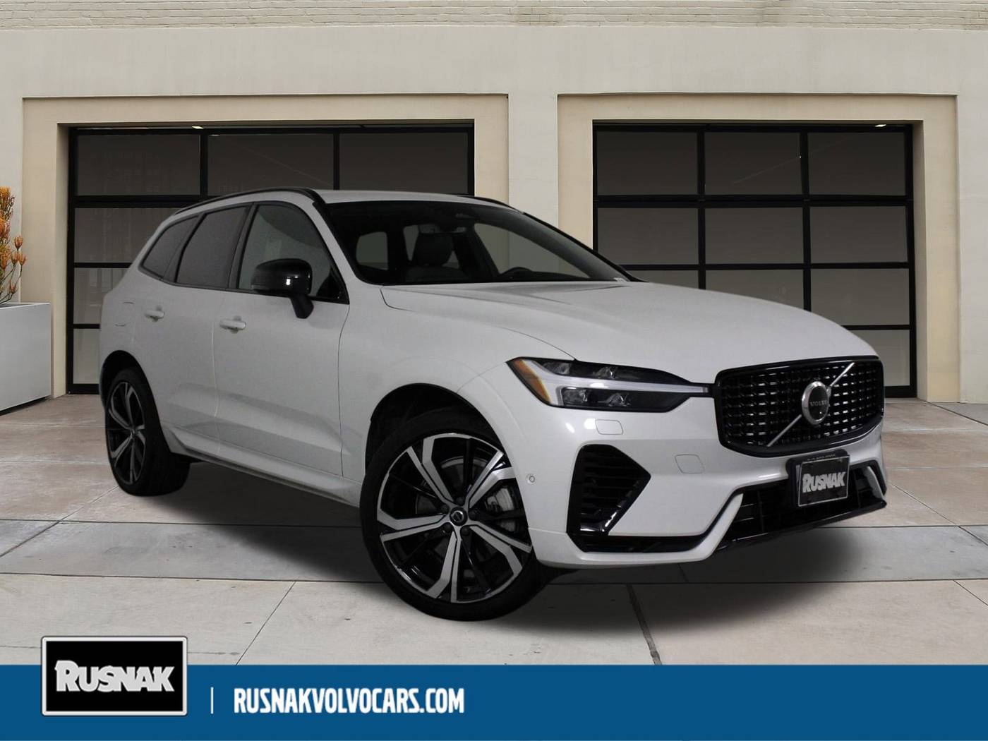 2022 Volvo XC60 Recharge R-Design — SUV — 26,022 mi — Pasadena, CA