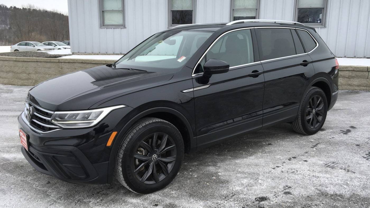 2024 Volkswagen Tiguan SE — SUV — 10,942 mi — Augusta, ME