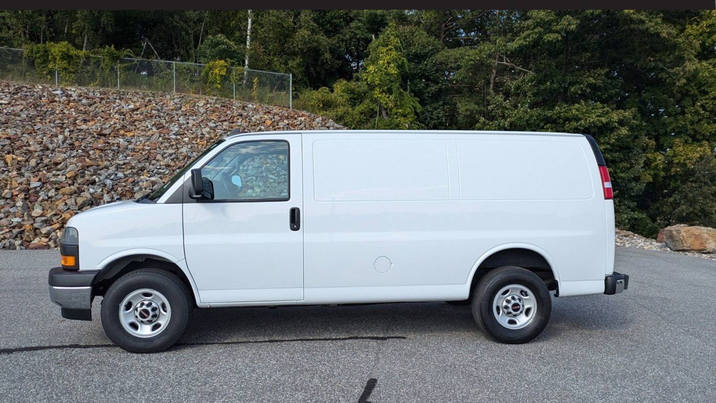 2022 GMC Savana Cargo Van Base — Cargo Van — 22,866 mi — Augusta, ME