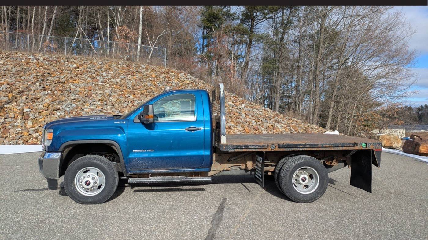 2018 GMC Sierra 3500HD Base — Chassis Cab Truck — 83,617 mi — Augusta, ME