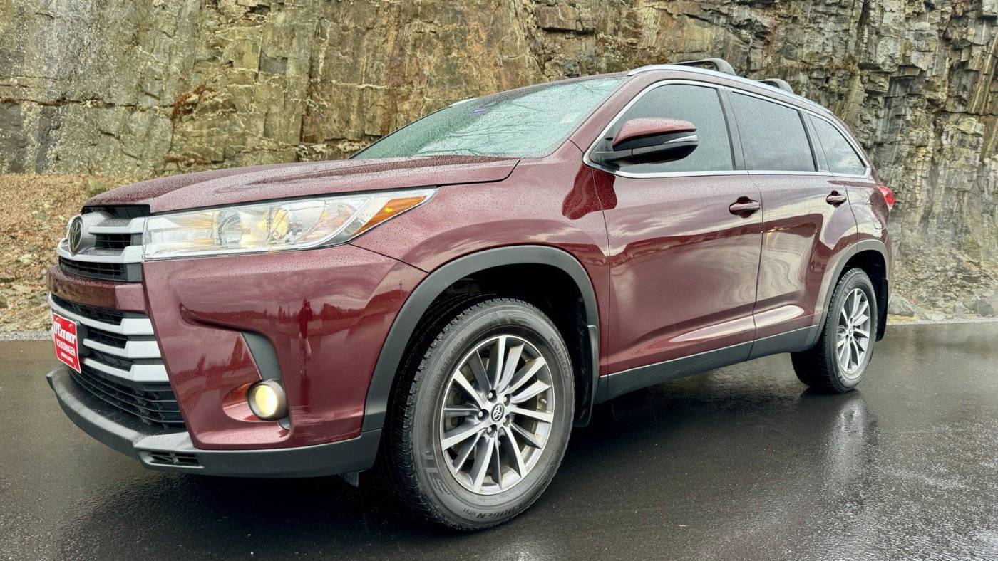 2019 Toyota Highlander XLE — SUV — 71,546 mi — Augusta, ME