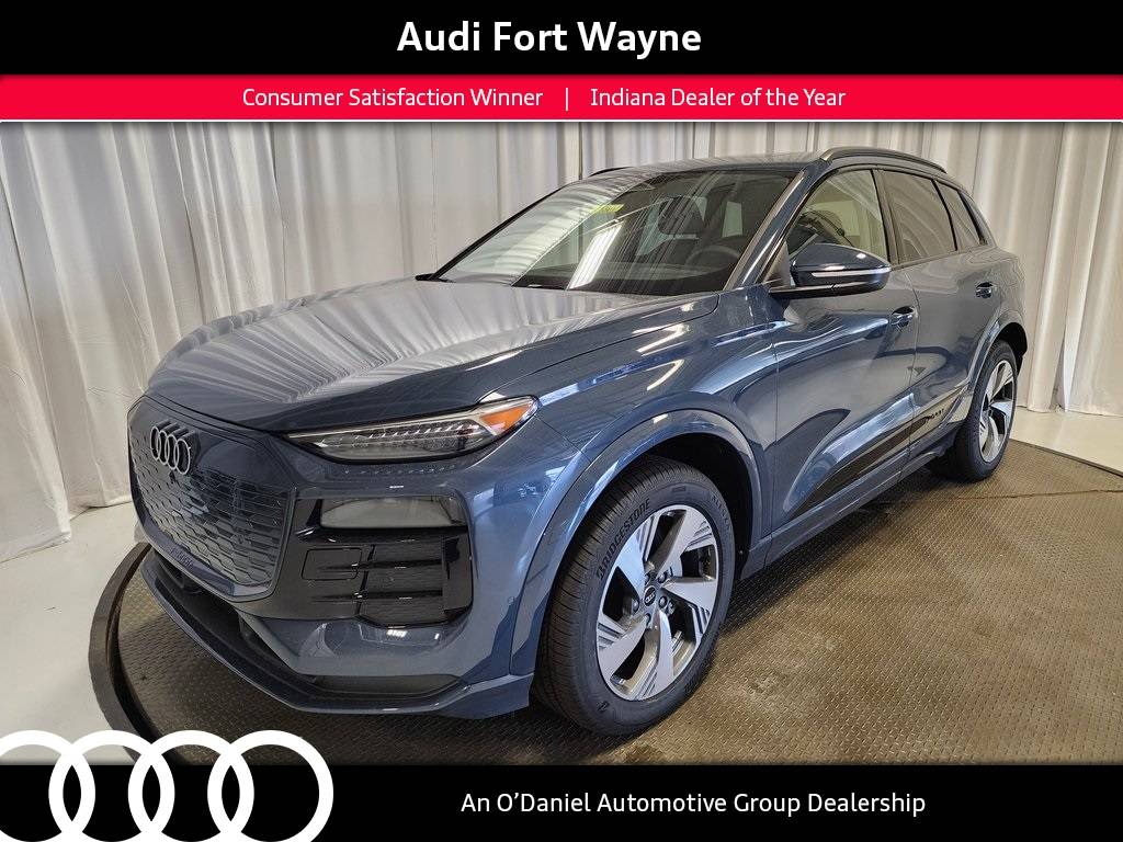 2025 Audi Q6 e-tron quattro Premium Plus