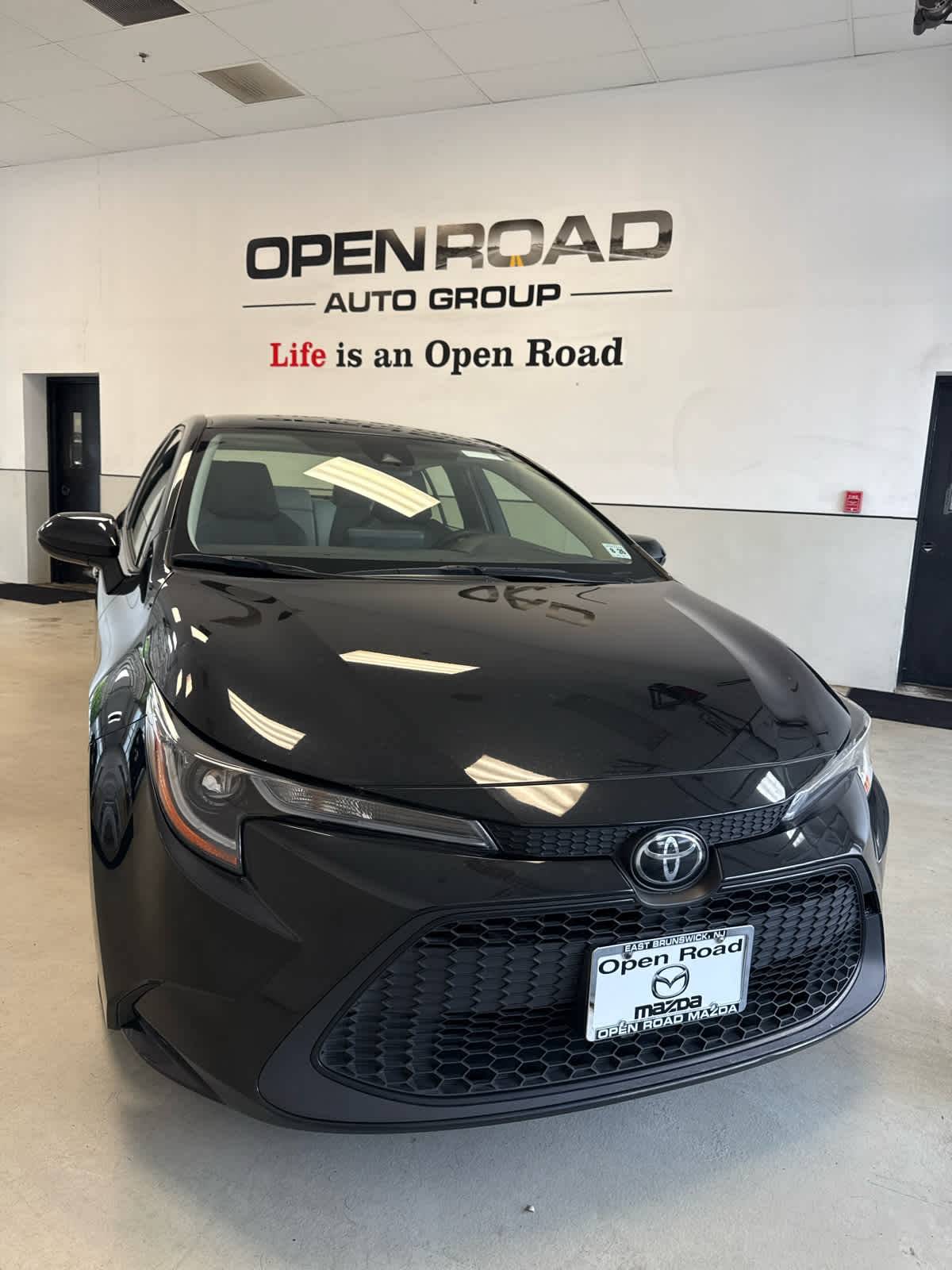 2022 Toyota Corolla LE — Sedan — 40,221 mi — East Brunswick, NJ