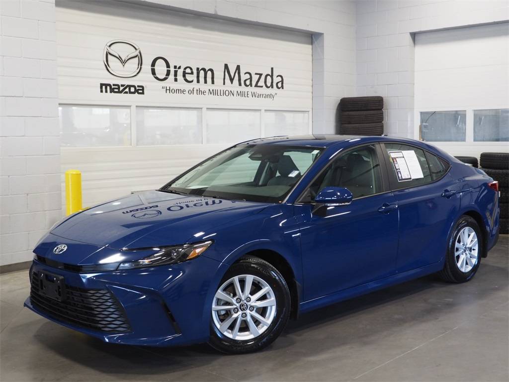 2025 Toyota Camry LE — Sedan — 9,243 mi — Orem, UT