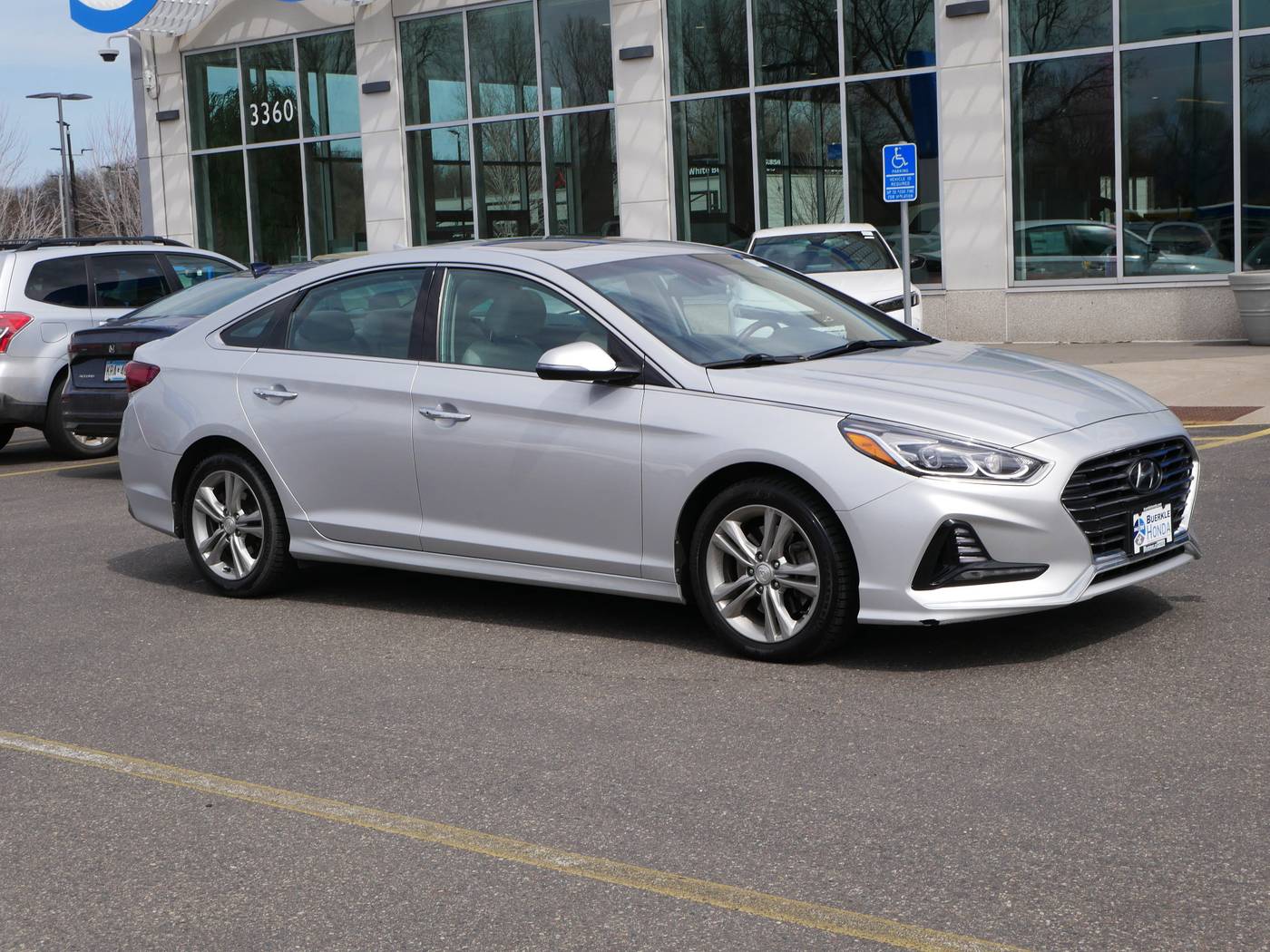 2018 Hyundai Sonata Limited — Sedan — 151,296 mi — White Bear Lake, MN