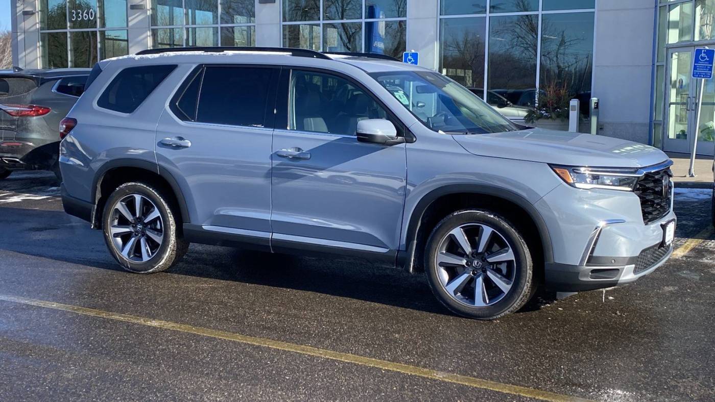 2023 Honda Pilot Touring — SUV — 18,582 mi — White Bear Lake, MN