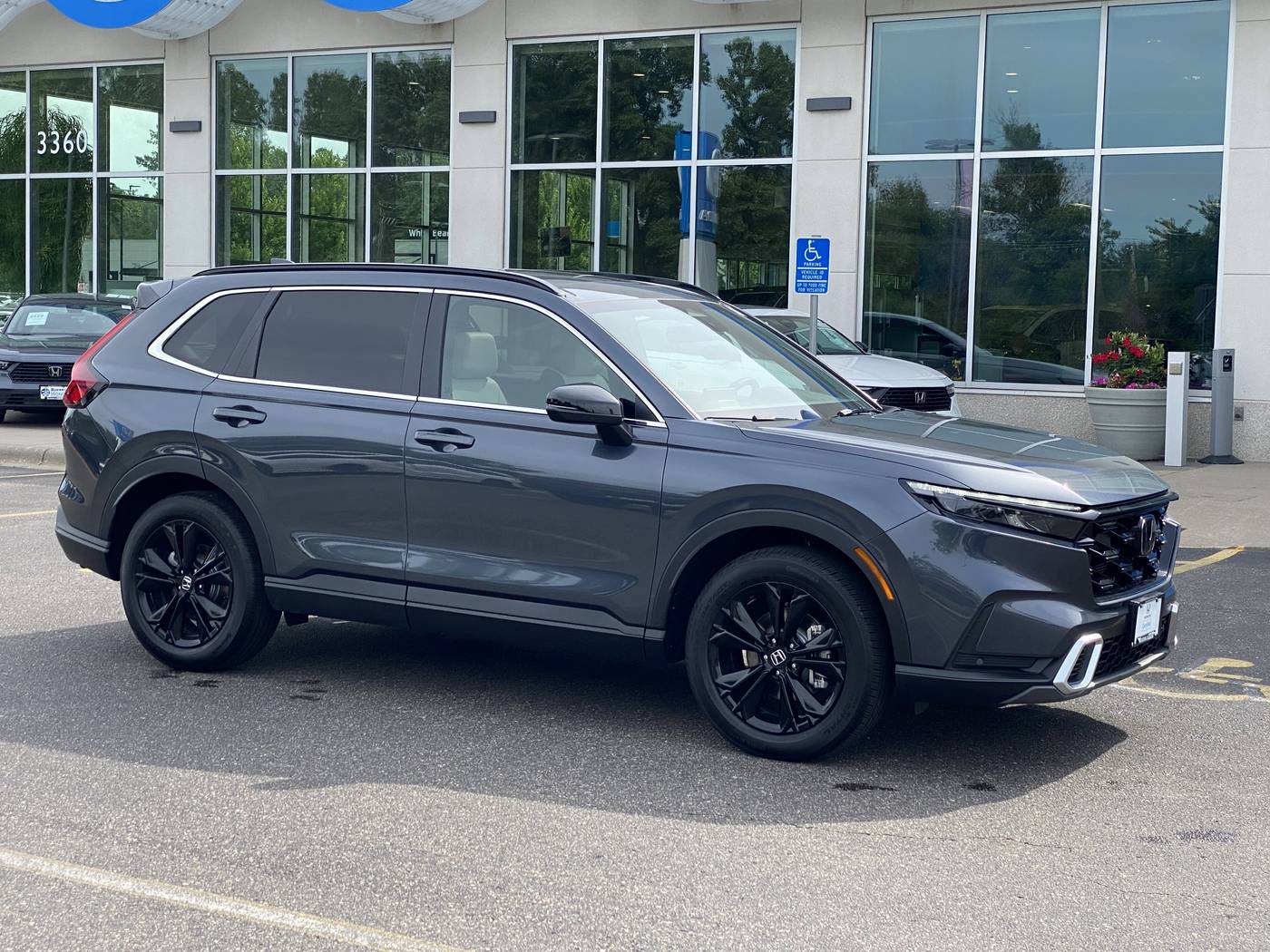 2025 Honda CR-V Hybrid Sport Touring — SUV — 6 mi — White Bear Lake, MN