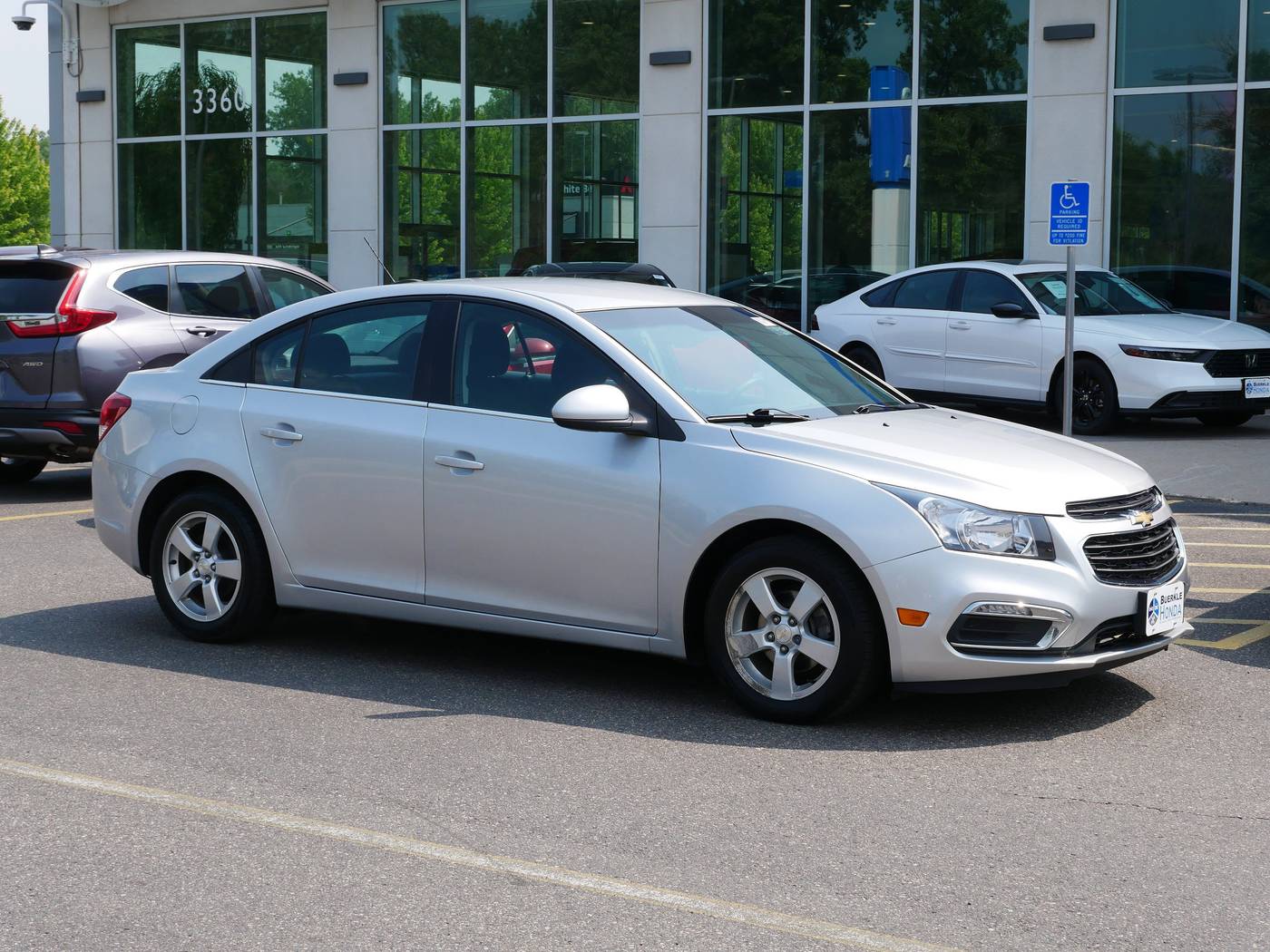 2016 Chevrolet Cruze Limited 1LT — Sedan — 91,036 mi — White Bear Lake, MN