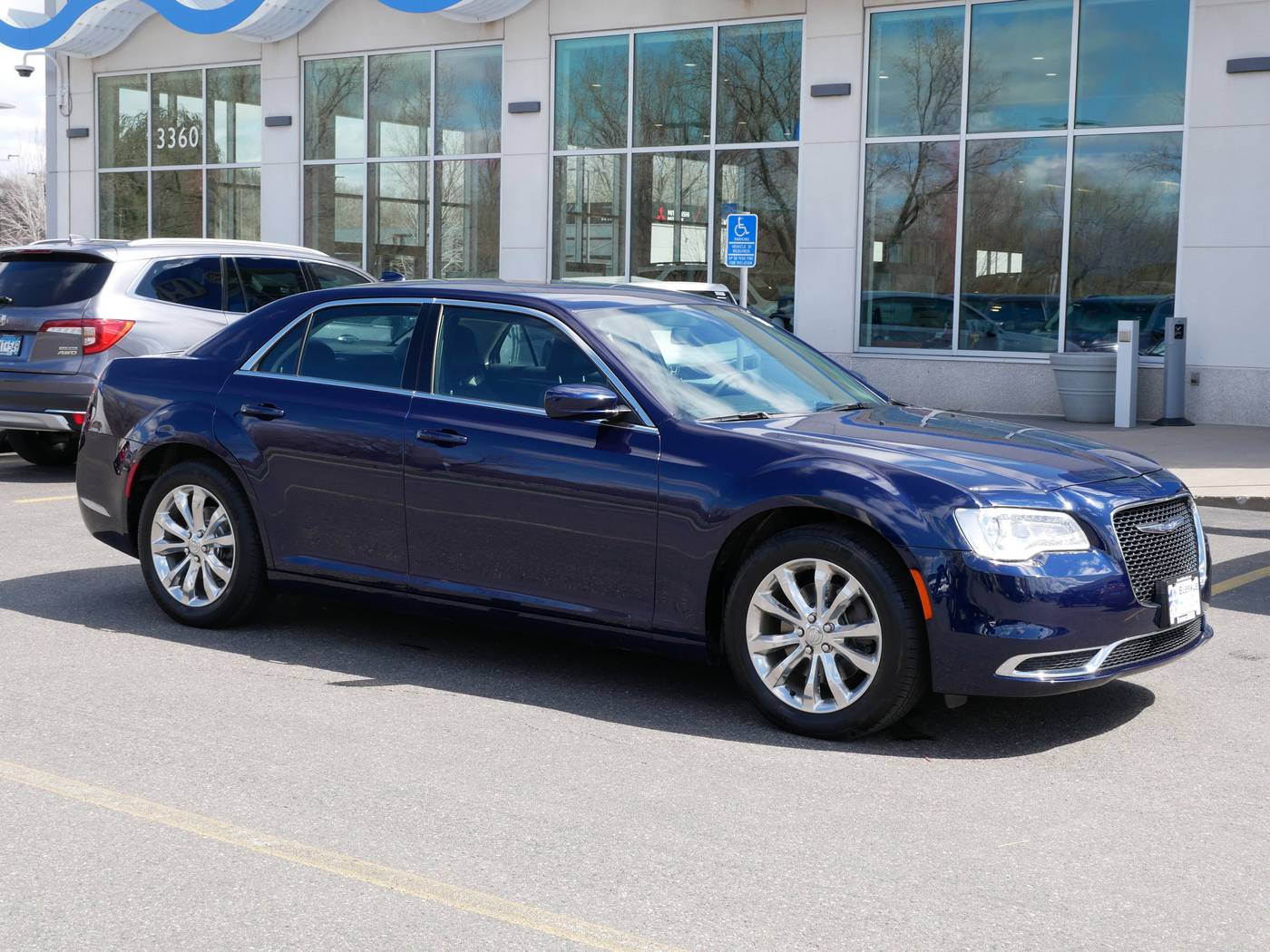 2017 Chrysler 300 Limited — Sedan — 23,401 mi — White Bear Lake, MN
