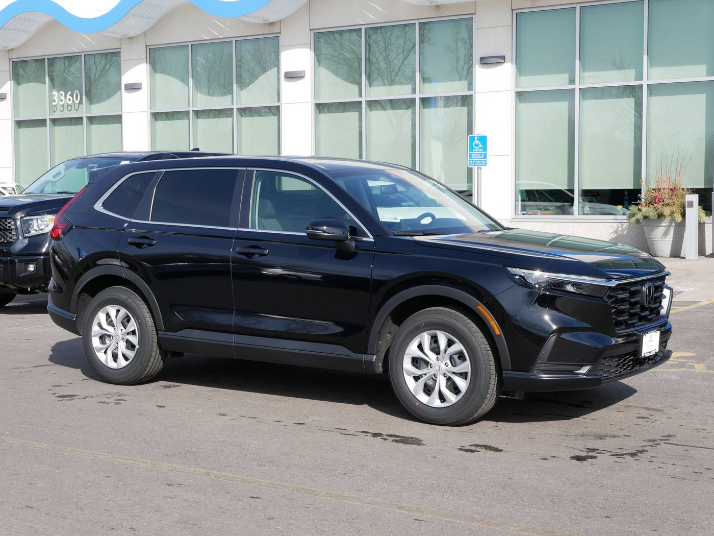 2025 Honda CR-V LX — SUV — 6 mi — White Bear Lake, MN