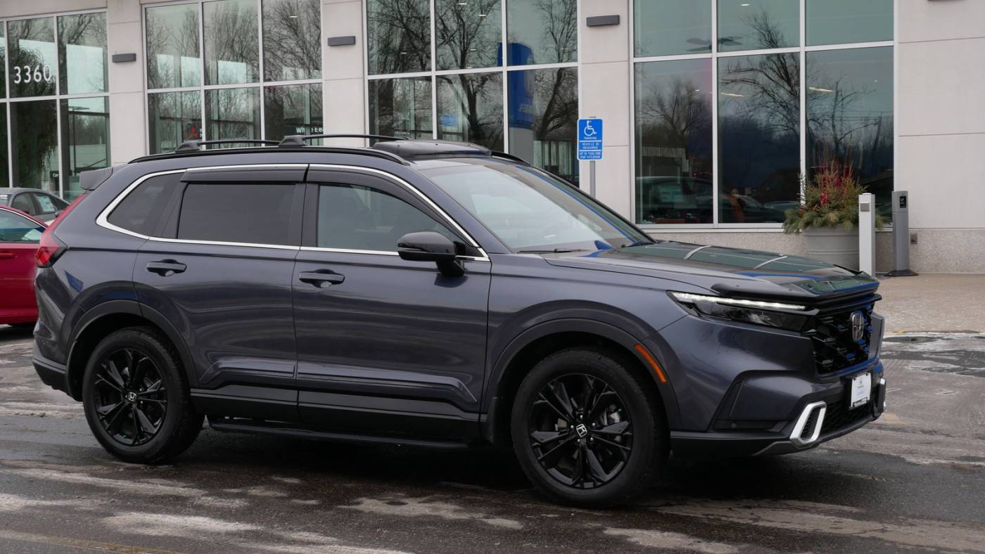 2025 Honda CR-V Hybrid Sport Touring — SUV — 2,449 mi — White Bear Lake, MN