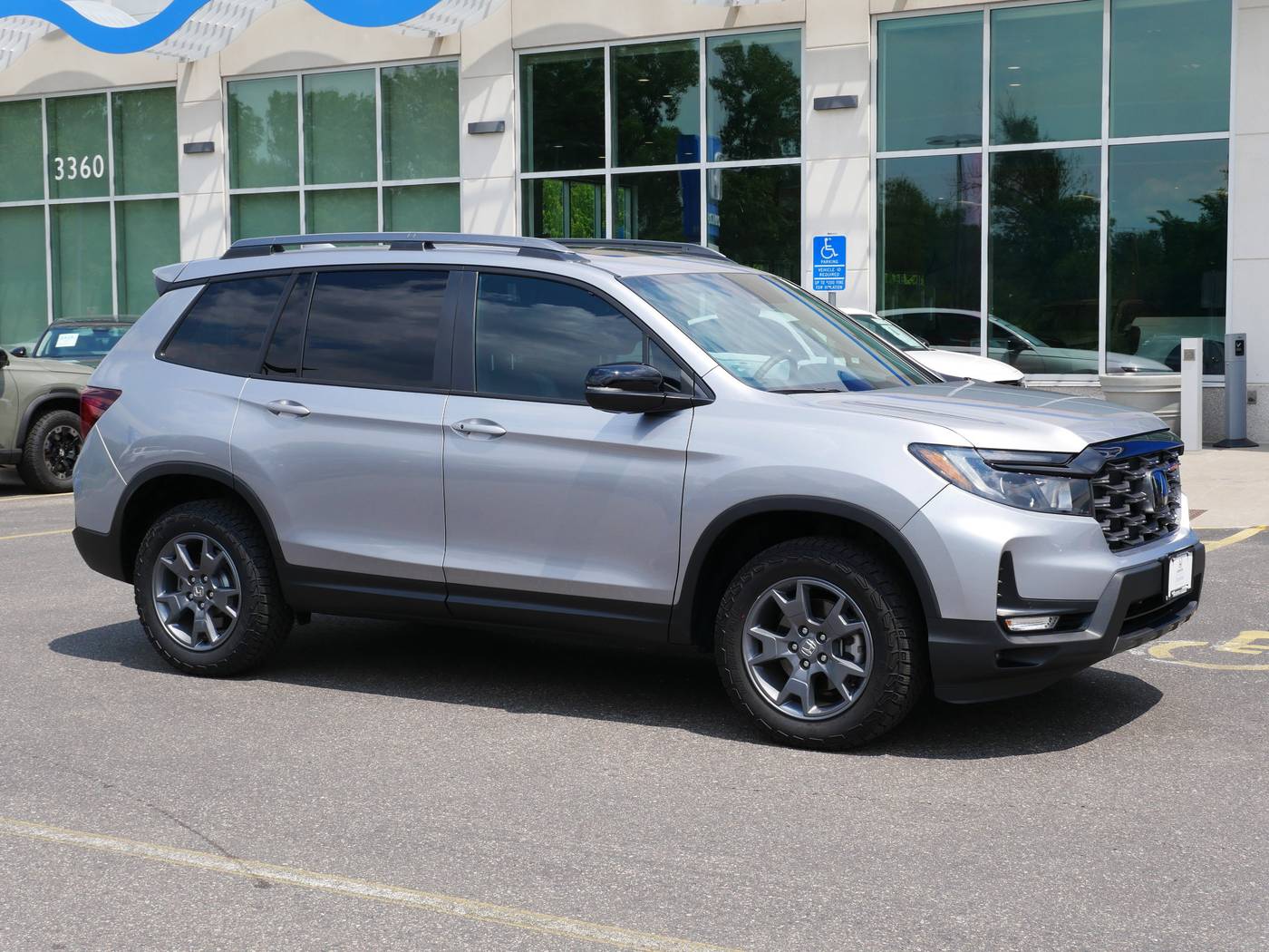 2025 Honda Passport TrailSport — SUV — 5,839 mi — White Bear Lake, MN