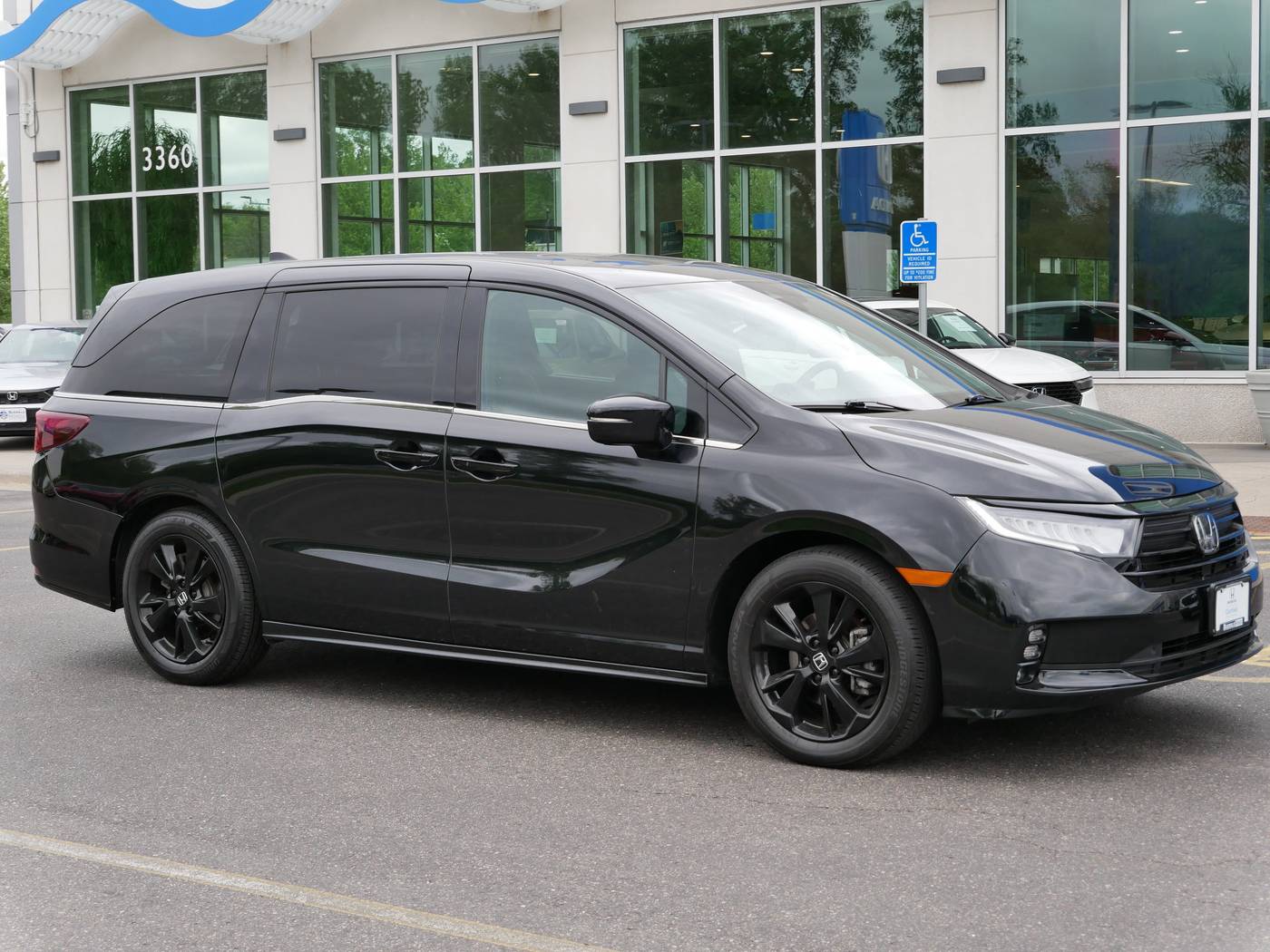2023 Honda Odyssey Sport — Minivan — 21,228 mi — White Bear Lake, MN