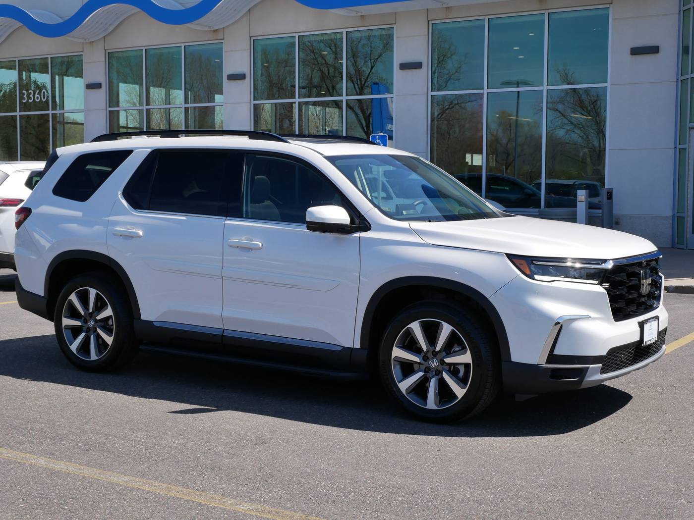 2025 Honda Pilot Elite — SUV — 8,531 mi — White Bear Lake, MN