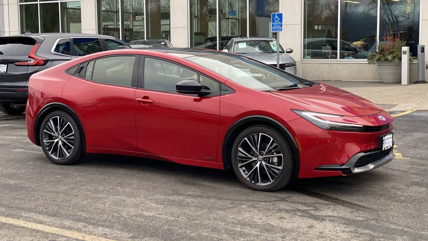 2023 Toyota Prius Limited — Hatchback — 4,593 mi — White Bear Lake, MN