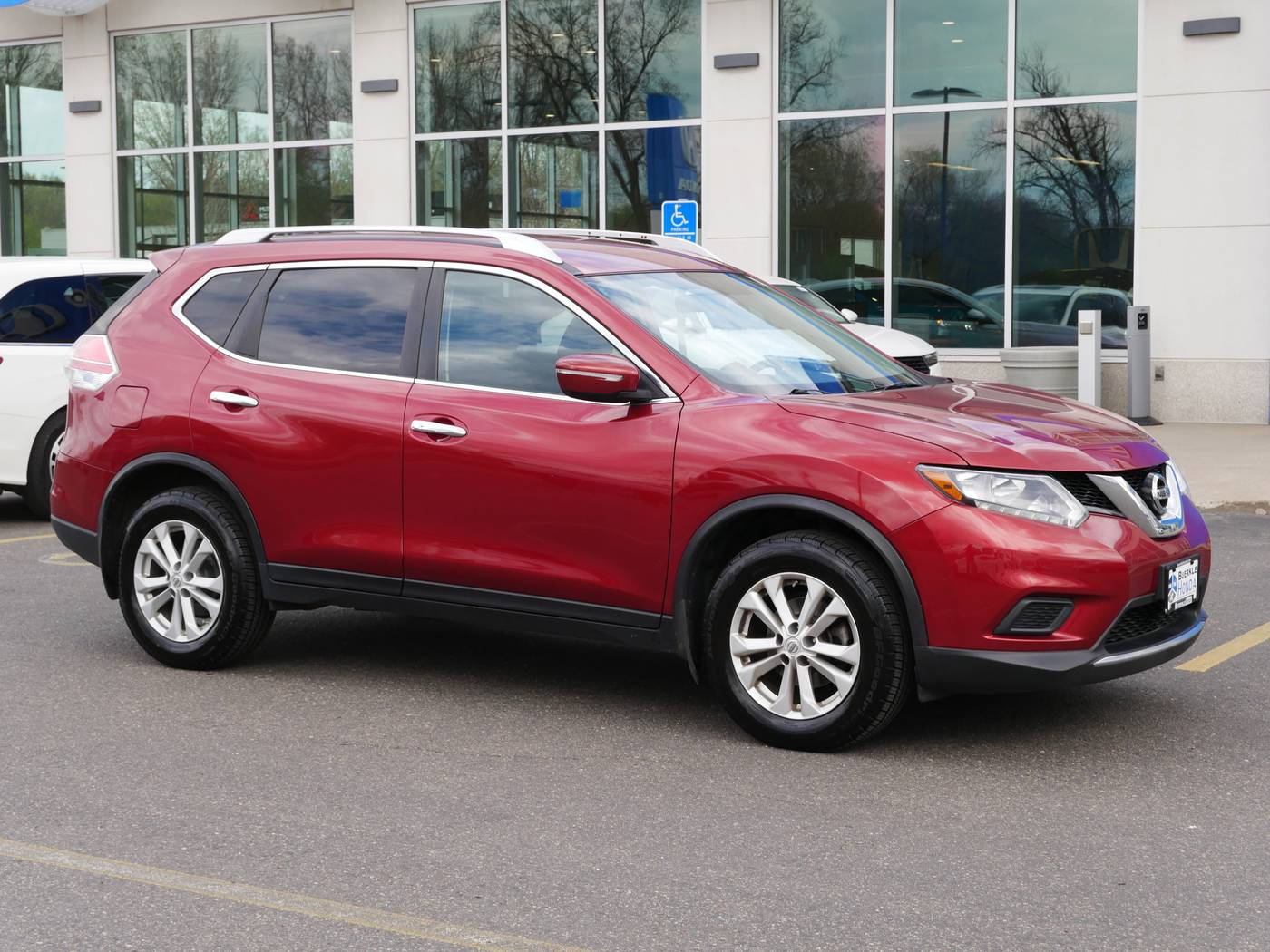 2015 Nissan Rogue SV — SUV — 106,942 mi — White Bear Lake, MN