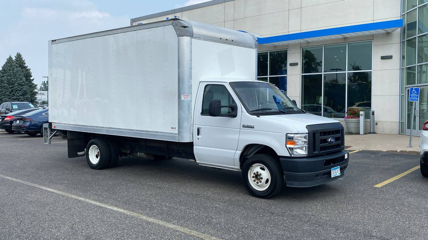 2022 Ford E-Series Cutaway Base — Chassis Cab Truck — 64,656 mi — White Bear Lake, MN