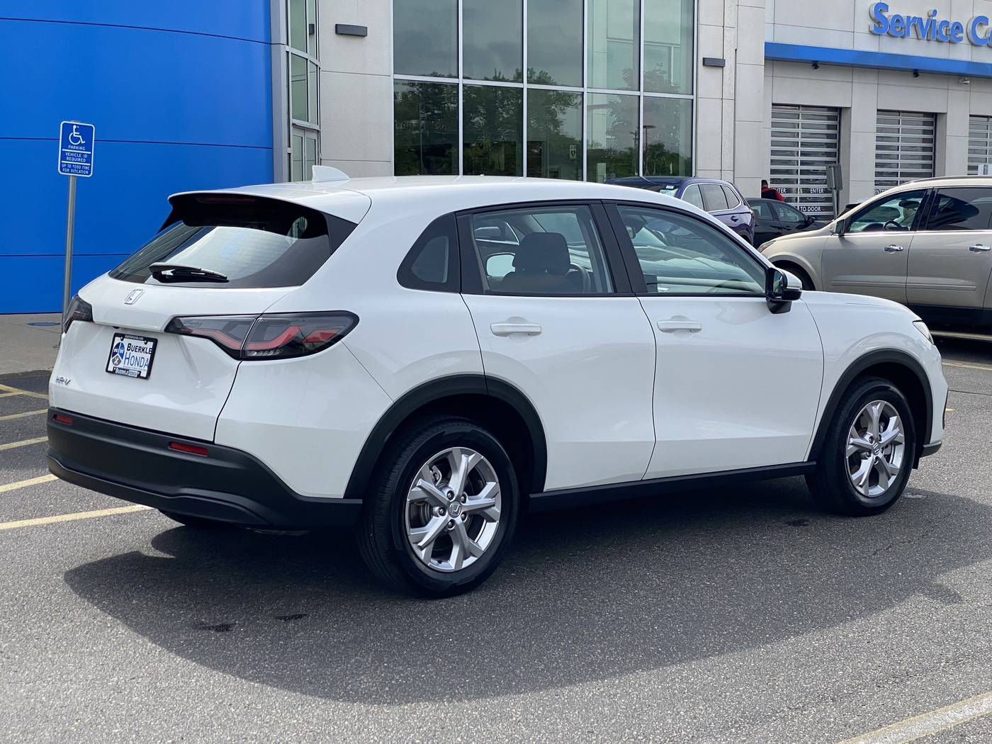 Thumbnail 5