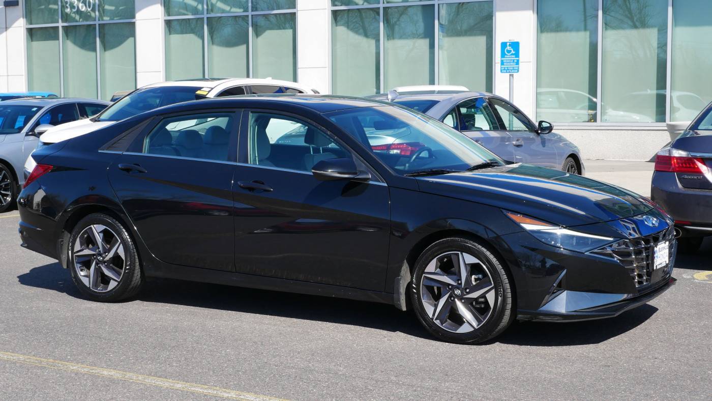 2022 Hyundai Elantra Limited