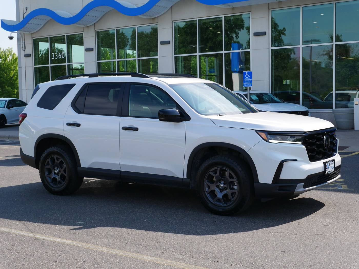 2025 Honda Pilot TrailSport — SUV — 12,017 mi — White Bear Lake, MN