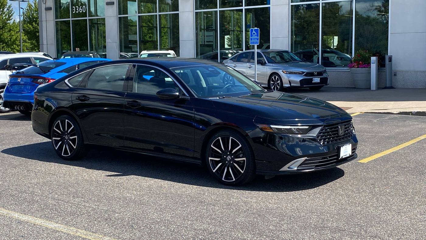 2023 Honda Accord Hybrid Touring — Sedan — 24,776 mi — White Bear Lake, MN
