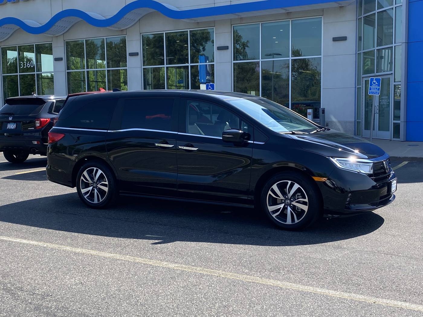 2024 Honda Odyssey Touring — Minivan — 10,264 mi — White Bear Lake, MN