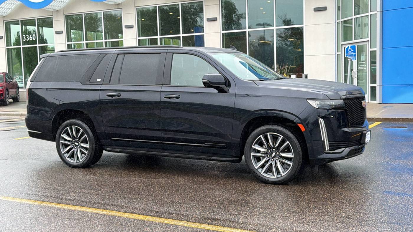 2023 Cadillac Escalade Sport