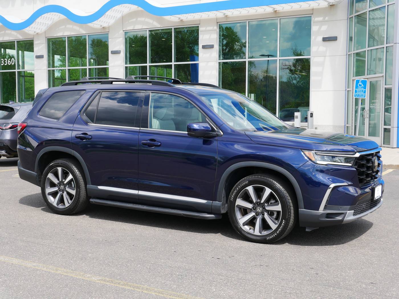 2023 Honda Pilot Elite — SUV — 28,559 mi — White Bear Lake, MN