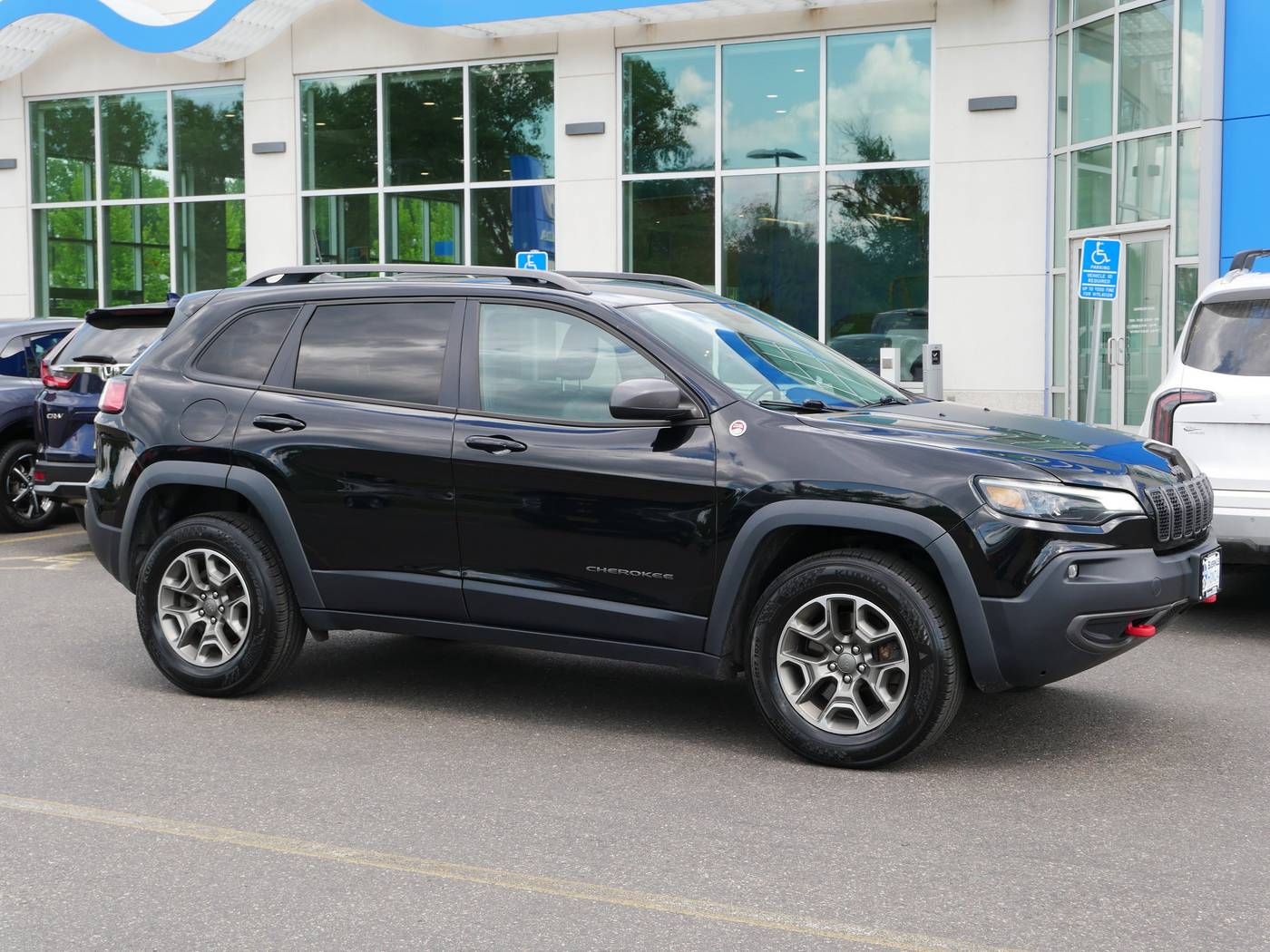 2020 Jeep Cherokee Trailhawk — SUV — 97,422 mi — White Bear Lake, MN