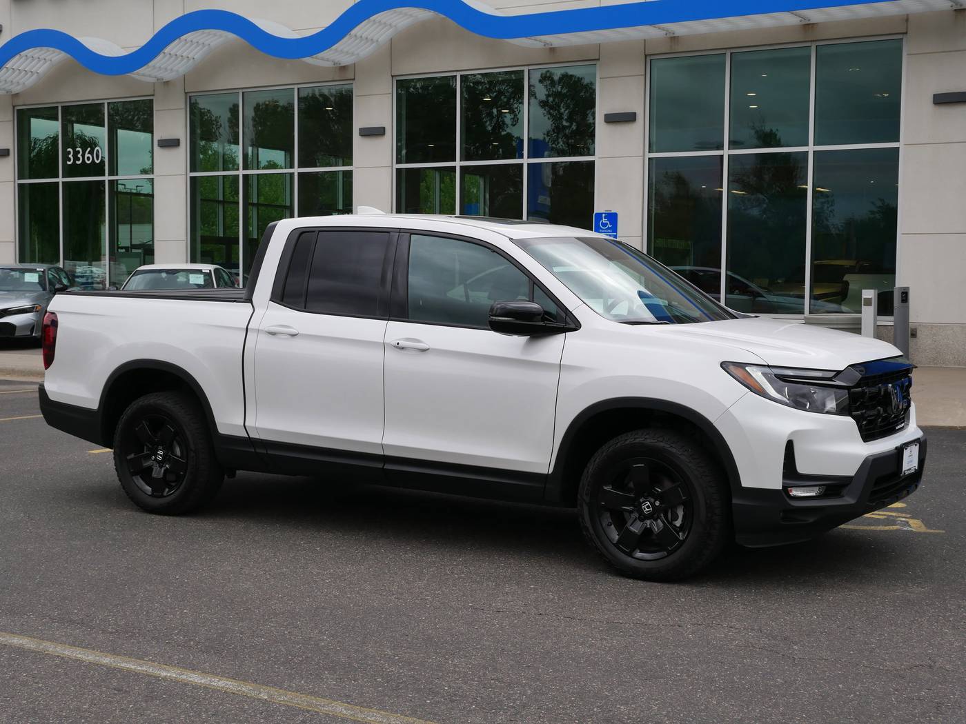2025 Honda Ridgeline Black Edition — Pickup Truck — 2,932 mi — White Bear Lake, MN