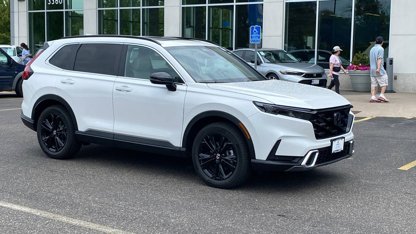 2025 Honda CR-V Hybrid Sport Touring — SUV — 6 mi — White Bear Lake, MN