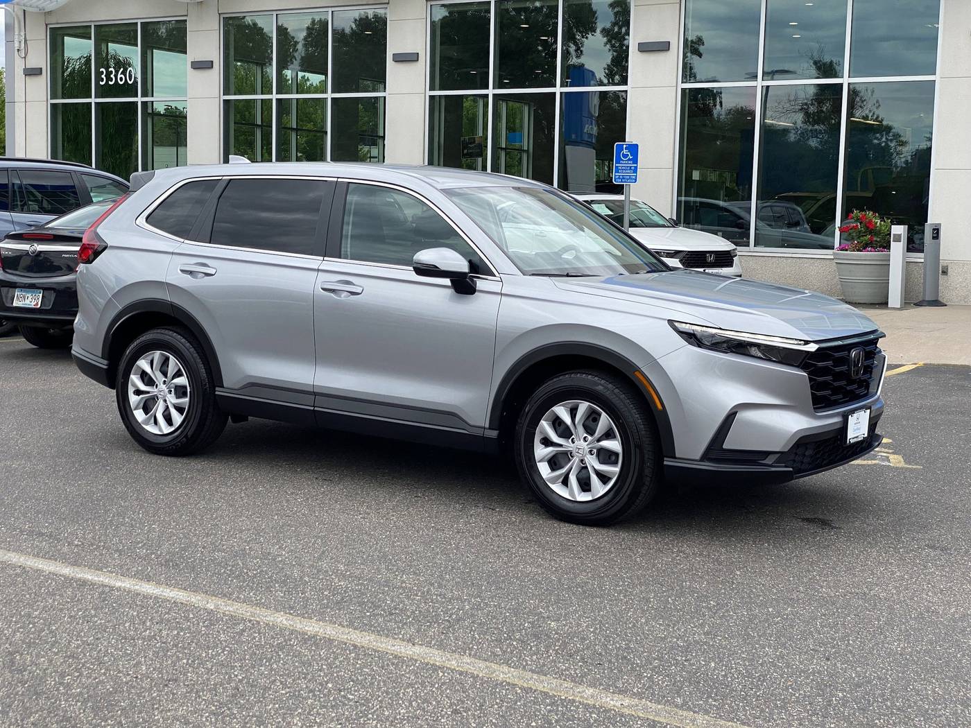 2025 Honda CR-V LX — SUV — 5,914 mi — White Bear Lake, MN