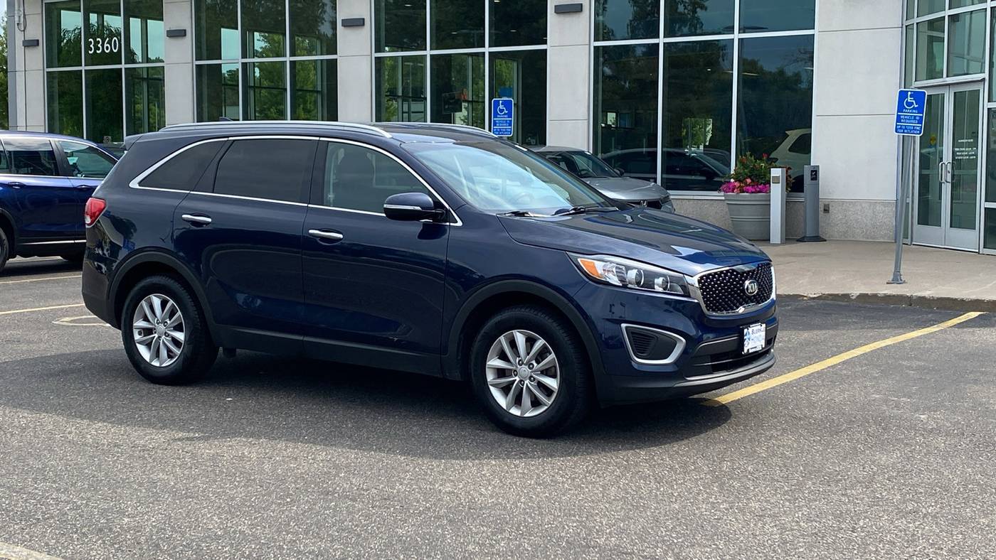 2018 Kia Sorento LX — SUV — 97,115 mi — White Bear Lake, MN
