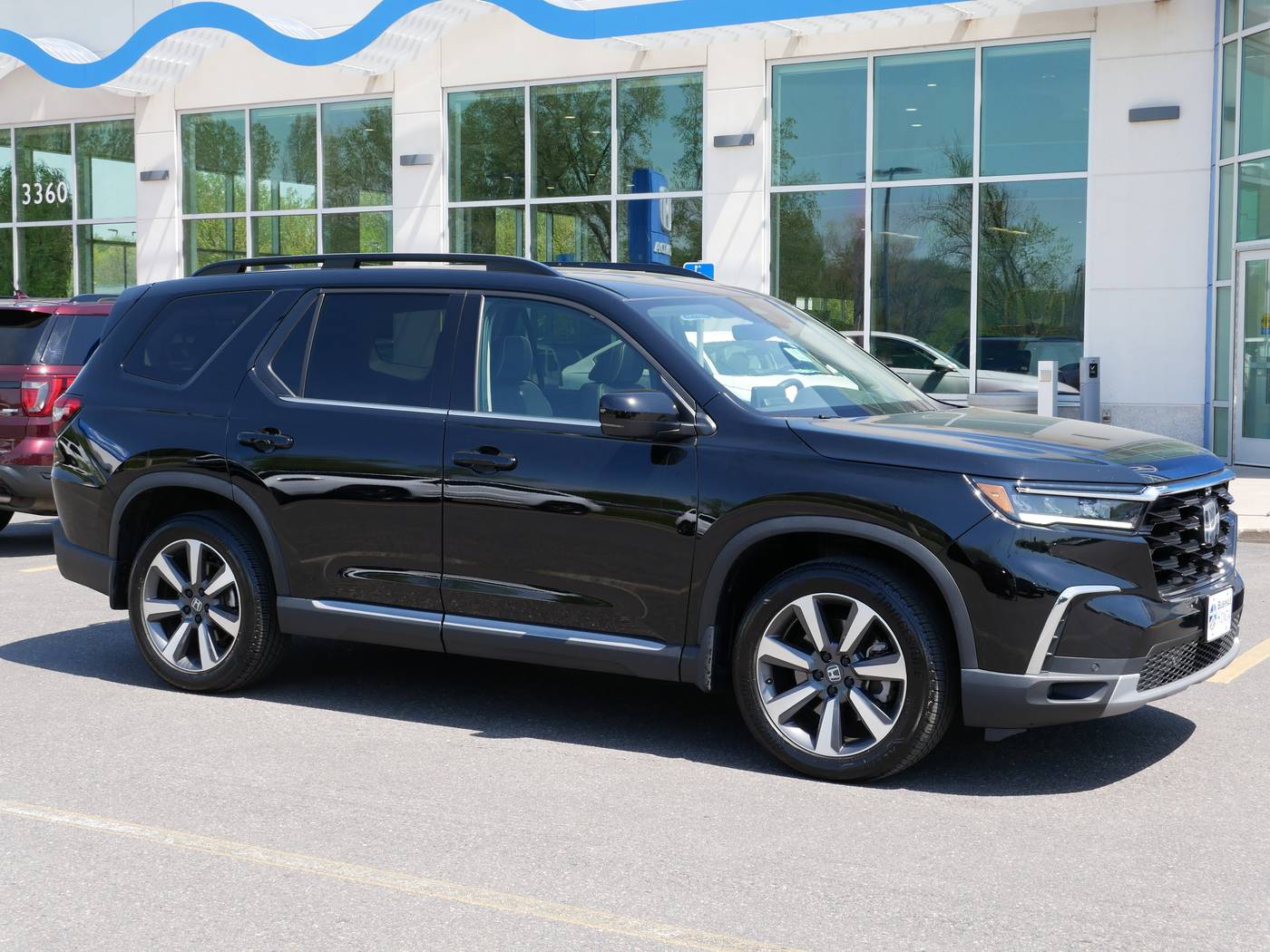 2025 Honda Pilot Elite — SUV — 27,560 mi — White Bear Lake, MN