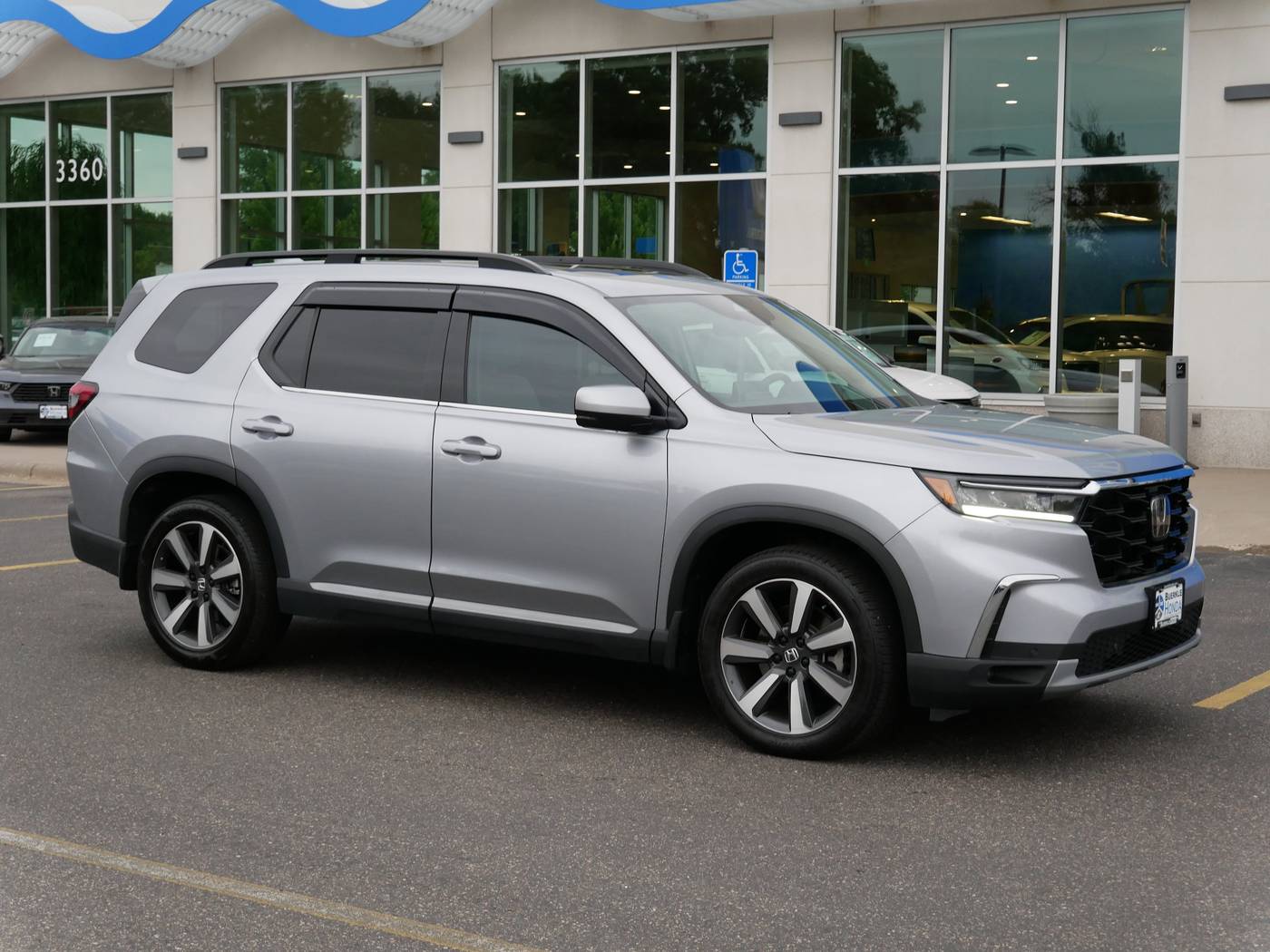2023 Honda Pilot Touring — SUV — 12,783 mi — White Bear Lake, MN
