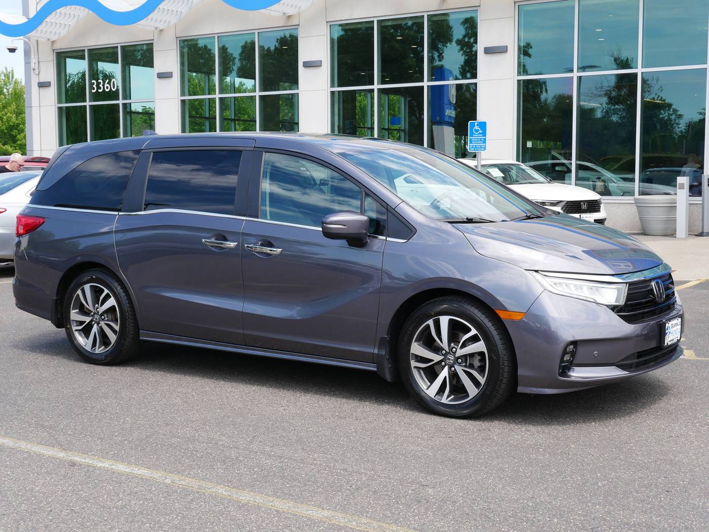 2023 Honda Odyssey Touring — Minivan — 33,537 mi — White Bear Lake, MN